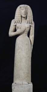 Kvinnlig staty, känd som Auxerre-gudinnan, c.640-630 f.Kr. (kalksten) (se 164695 för detaljer)